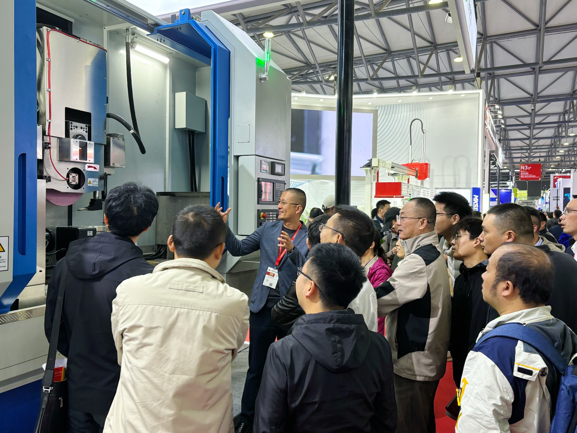 杭机股份 | CCMT2024展会开幕-企业新闻-浙江杭机股份有限公司