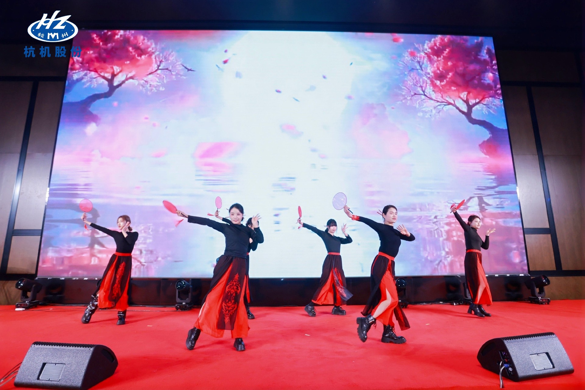 酷热如初·向新而行 | 杭机股份2024年年终总结表扬大会暨2025年新春盛典圆满落幕-企业新闻-浙江杭机股份有限公司